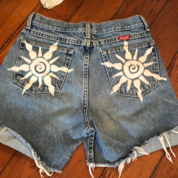 Vintage wrangler shorts. - Picture 6 of 8